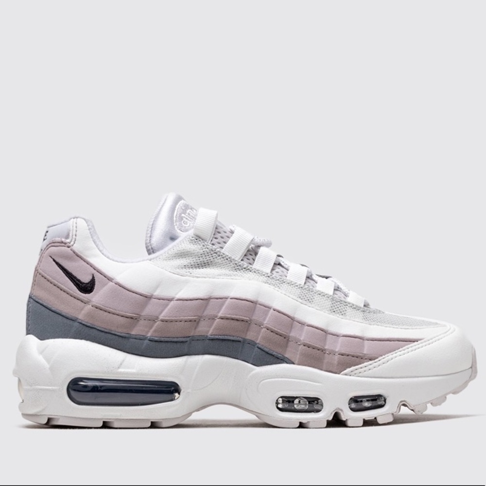 Woman’s Nike air max 95